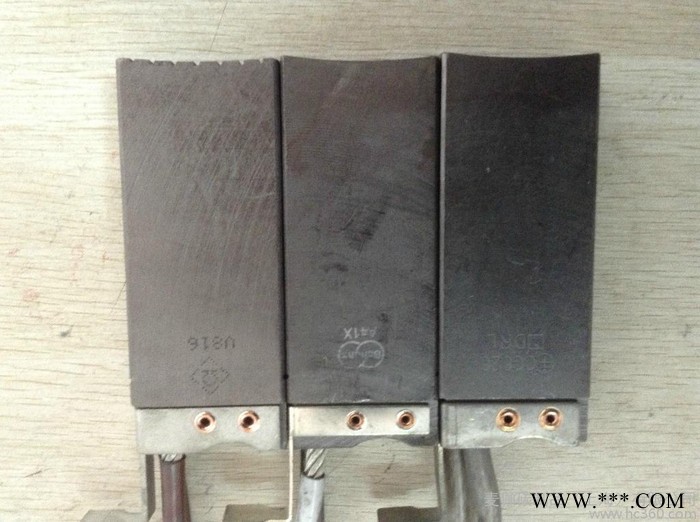 麥伽（megaa)風(fēng)力發(fā)電機相碳刷V8