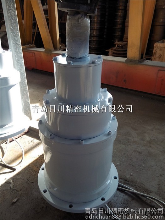 青島日川RCVA-5000W 垂直軸風(fēng)力發(fā)電機(jī)
