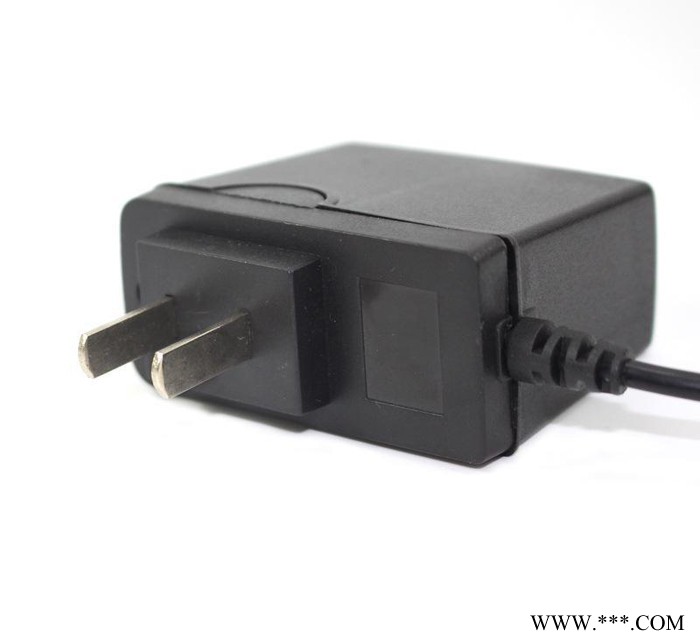 【羅門配件】LED強(qiáng)光頭燈專用直充18650鋰電池線式充電器
