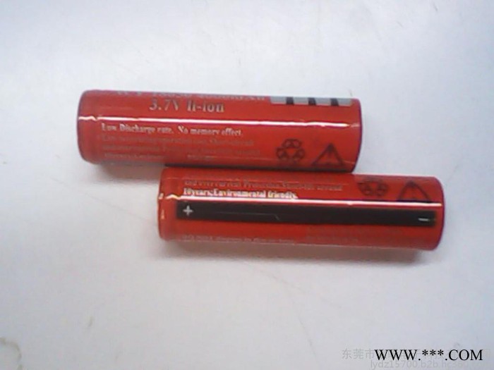 18650鋰電池3.7v led強(qiáng)光手電筒鋰電池 4000mAh **充電電池