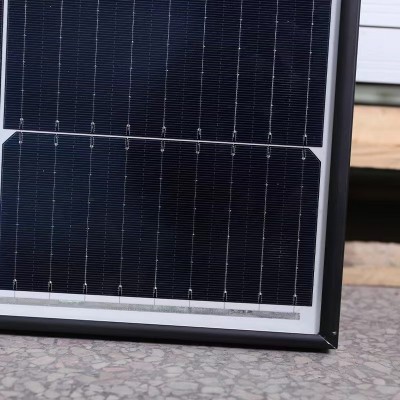 阿特斯太陽能發(fā)電板 太陽能光伏板便攜戶外露營移動(dòng)電源光伏組件