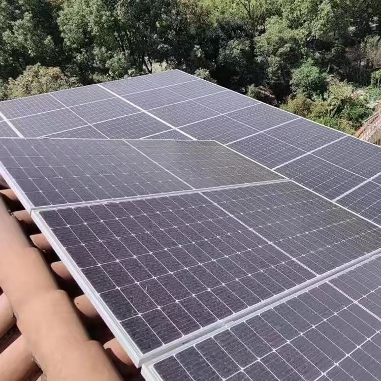 10kw太陽能光伏發(fā)電系統(tǒng)戶外工程廠區(qū)屋頂太陽能板太陽能光伏板